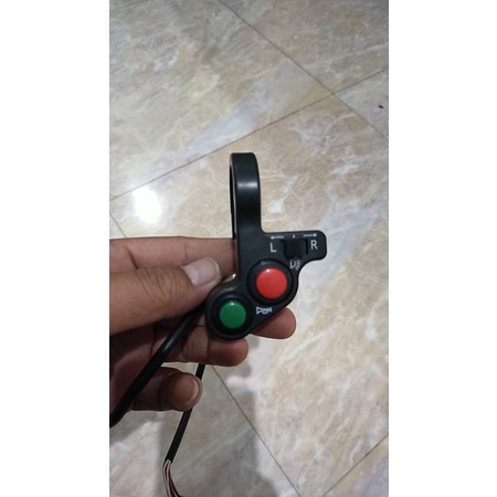 Saklar kiri motor universal motor- saklar domino - saklar lampu sein klakson(tombol merah hijau)