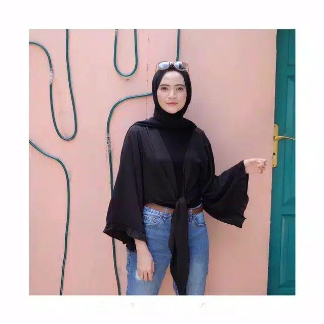 OUTER CROP RUFLE / OUTER WANITA JUMBO-Hitam