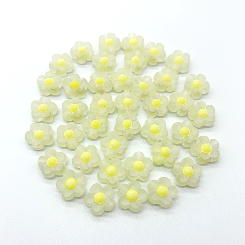 30pcs / Lot Manik-Manik Akrilik Transparan Motif Bunga Plum Blossom Ukuran 12mm Untuk Aksesoris Perhiasan DIY