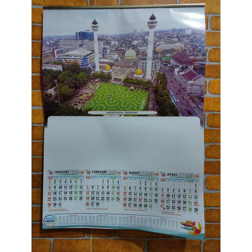 

Kalender dinding Caturwulan 2023 Mesjid 5