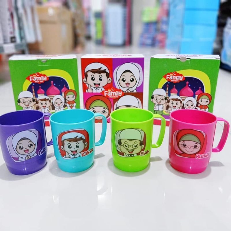 Mug Family Set / Cangkir Minum Keluarga / Cangkir Plastik Set