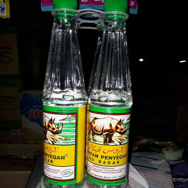 

Larutan Penyegar Cap Badak Larutan Botol Besar 500 ml isi 4 botol