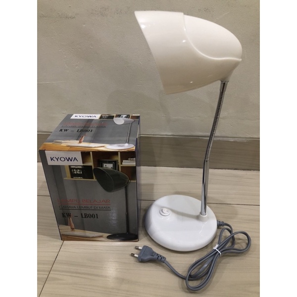 LAMPU BELAJAR KYOWA LB 001