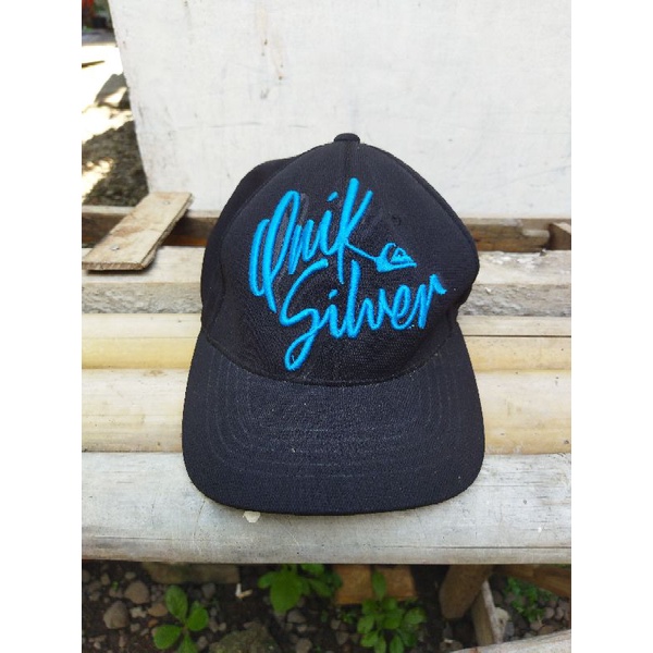 Topi Quiksilver second
