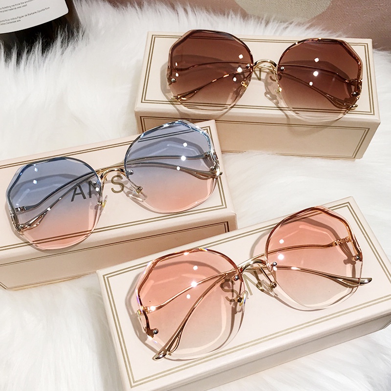 Kacamata Hitam Tanpa Bingkai Model Transparan Warna Gradasi Untuk Wanita
