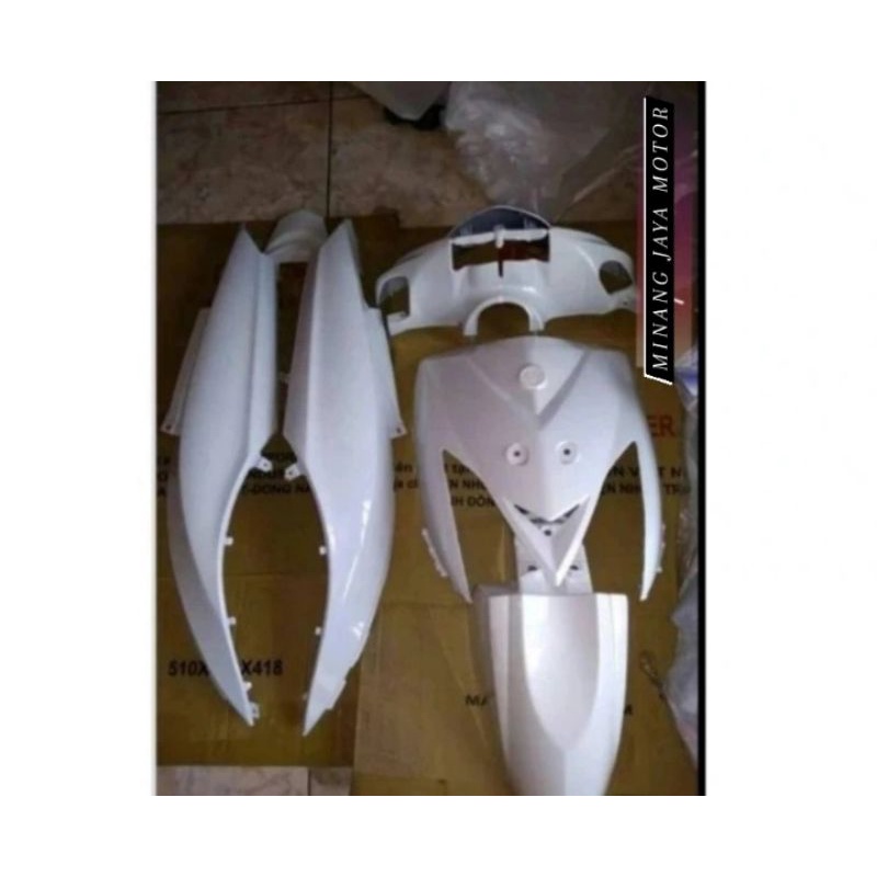 FULL BODY HALUS YAMAHA MIO GT PUTIH