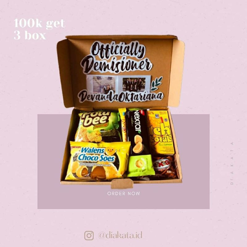 

SNACK BOX MEDIUM SIZE /GIFT BOX KADO WISUDA KADO ULTAH