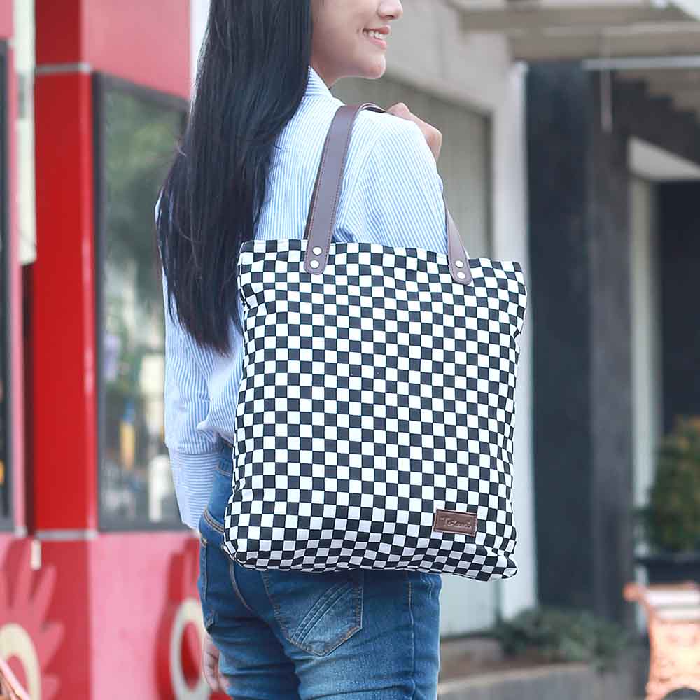 Tas Totebag Cewe Wanita Selempang Brand Totemi Motif Lokal Premium TTM 010