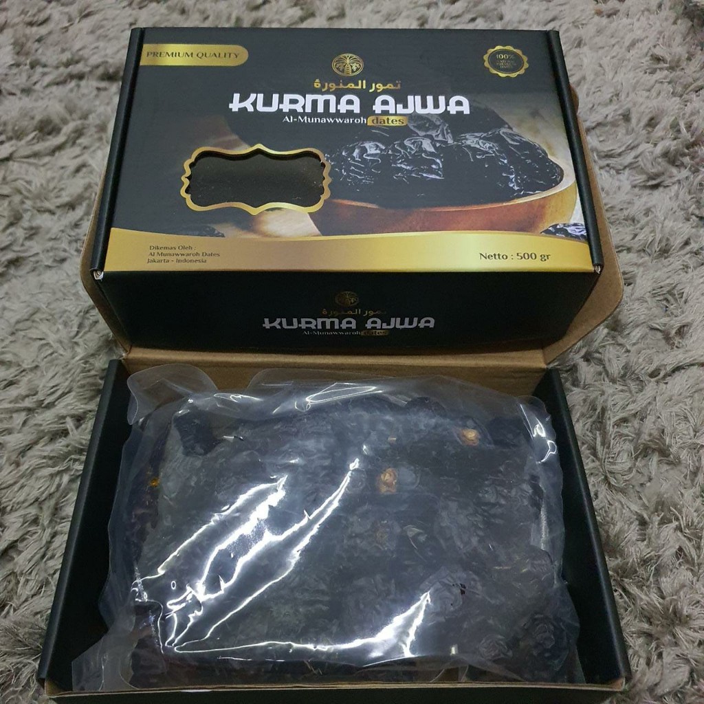 

Kurma Ajwa 500 Gram Al Munawwaroh Dates