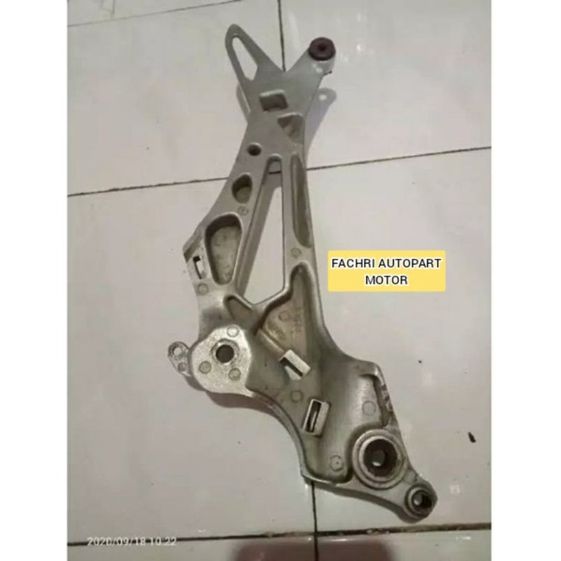 Footstep Foot Step Postep Kanan Revo lama old Original