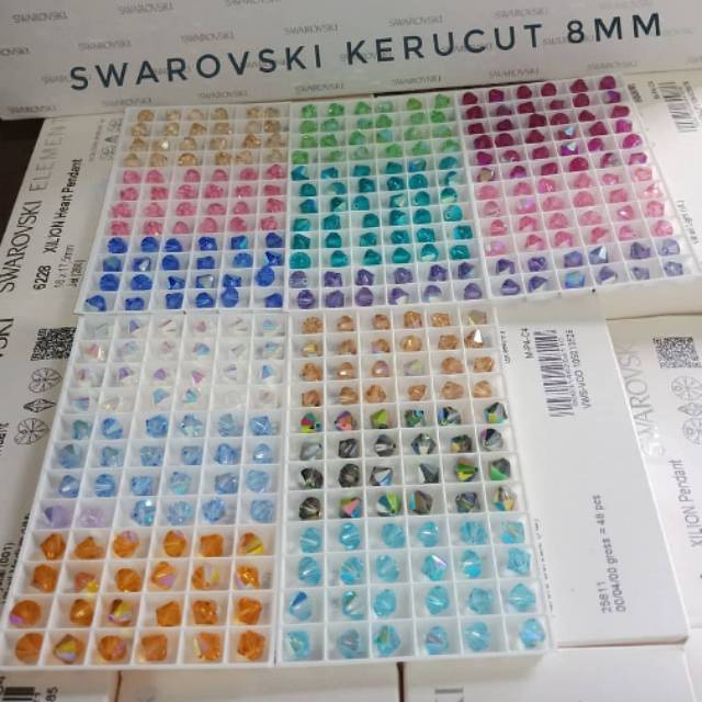 Swarovski KERUCUT 8MM LUSINAN