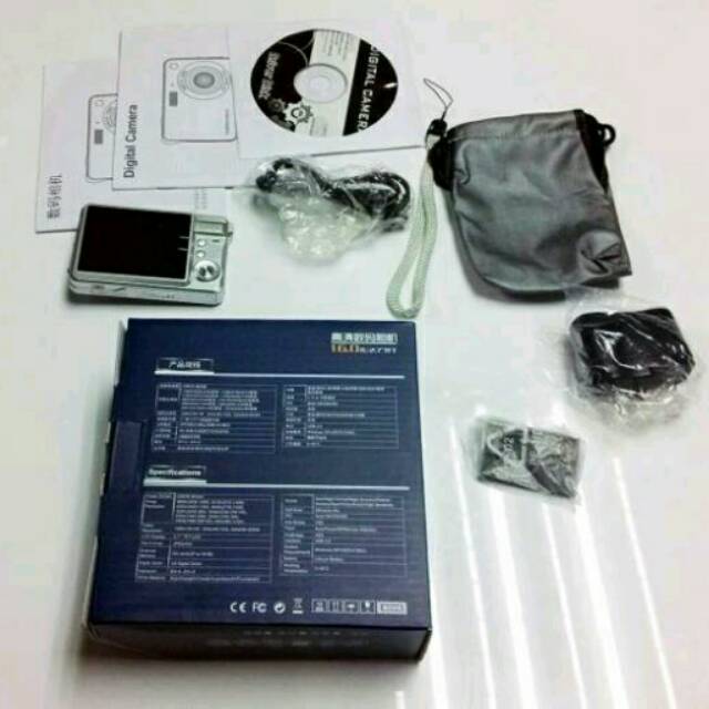 Kamera Digital Kogan Hitam Bonus Memori Card 16 GB