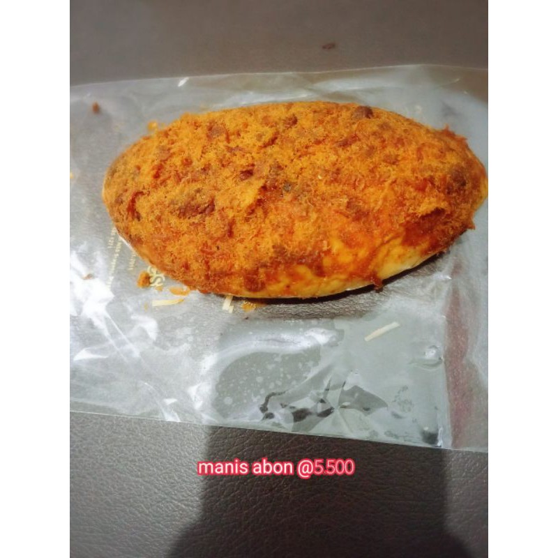 

Roti manis abon