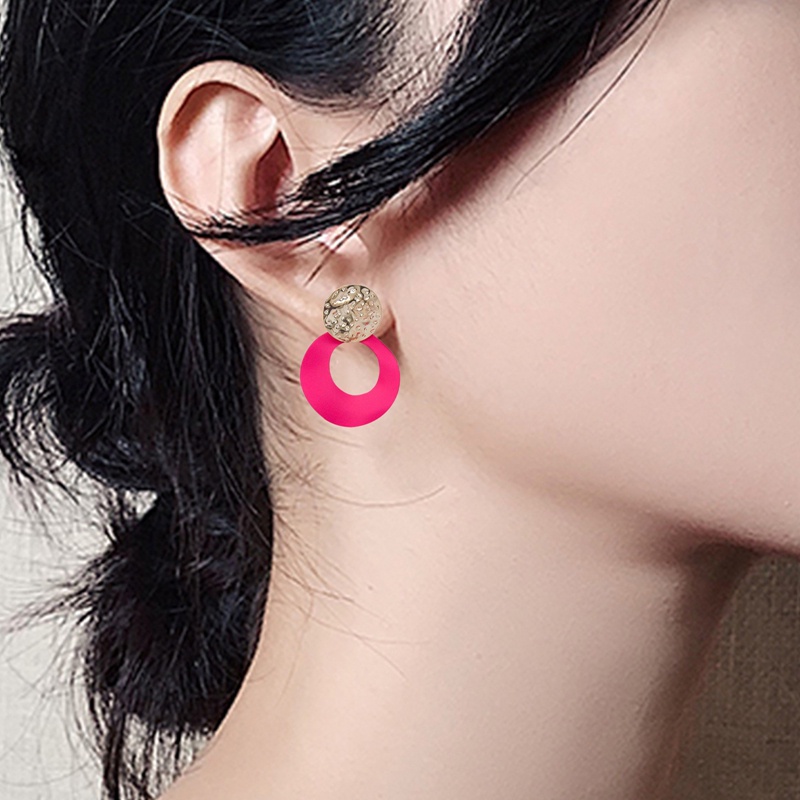Anting Klip Bentuk Lingkaran Ganda Warna Emas Gaya Elegan Untuk Wanita