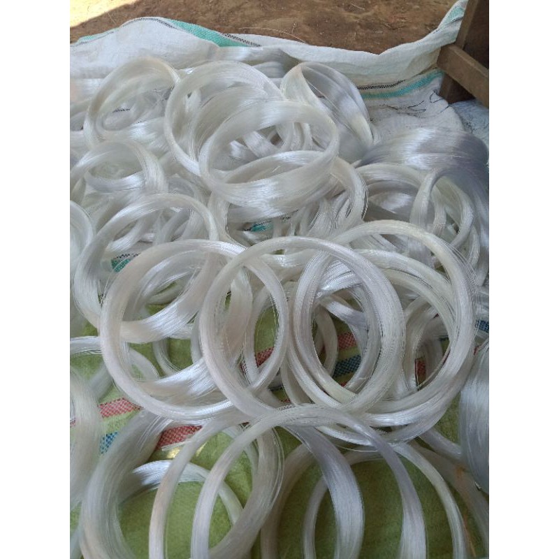 senar layangan koang-koang 0,30 dan 0,50warna hitam panjang 150-200 meter, senar nilon, marlin