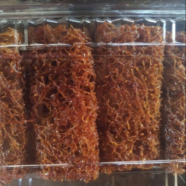 

Kue Nennu nennu / karasa