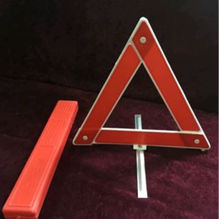 Segitiga Pengaman Triangle Reflektor Untuk Pengaman Mobil