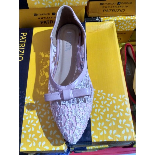 SEPATU WANITA PETER KEIZA