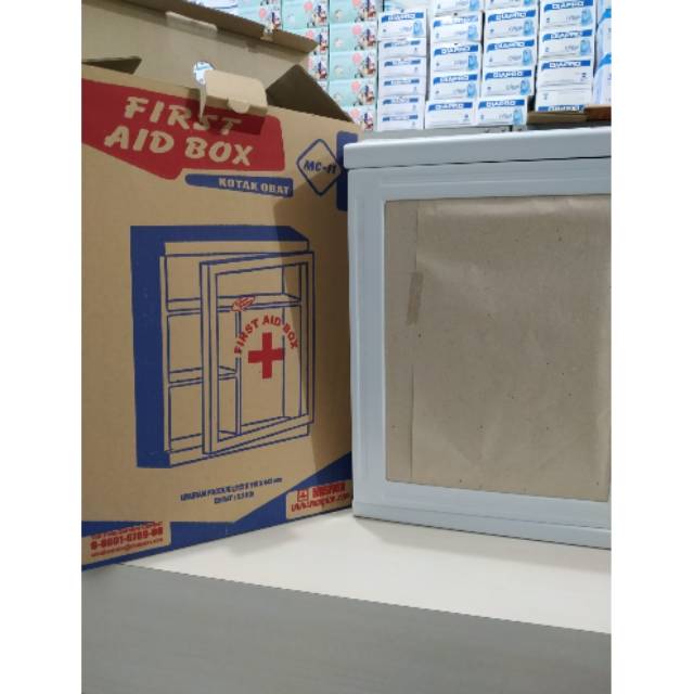 Kotak p3k dinding 4 ruang  MC 11/ kotak obat / kotak p3k dinding / kotak p3k / kotak p3k dinding MC-11