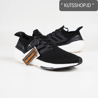 black ultra boost 21