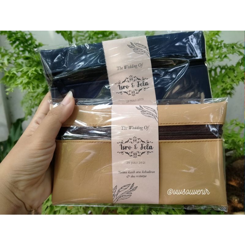 Souvenir Pouch Zipper Tengah