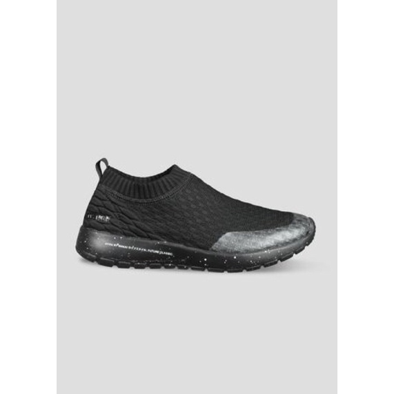 sepatu Slip On Wakai Gyou - Battle Black