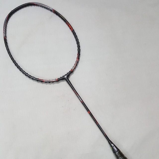 ORIGINAL Yonex Voltric Force LD Lin Dan Raket Badminton