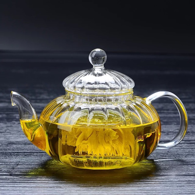 8pcs double layer glass tea set ( 1 teapot + teapot stand + 6 double layers glass cups)