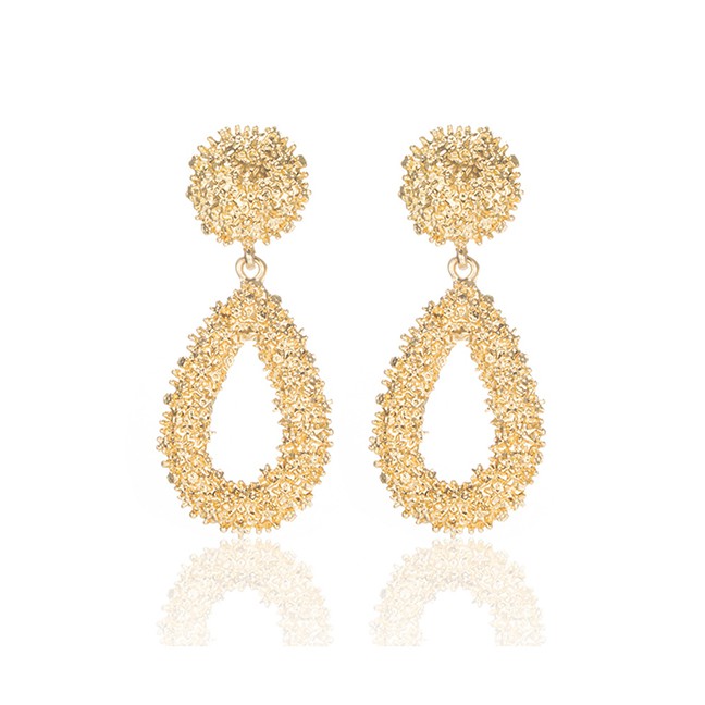 LRC Anting Tusuk Fashion Elliptical Wrinkled Geometric Earrings F4802X