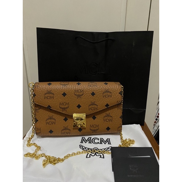 Preloved MCM Millie Flap Crossbody in Visetos Original 100%