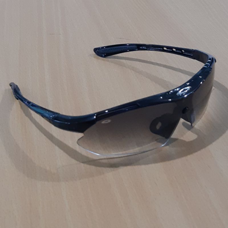 kacamata sepeda pria