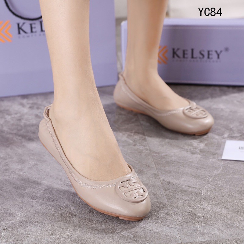 Kelsey Sepatu Flat Shoes Wanita YC84