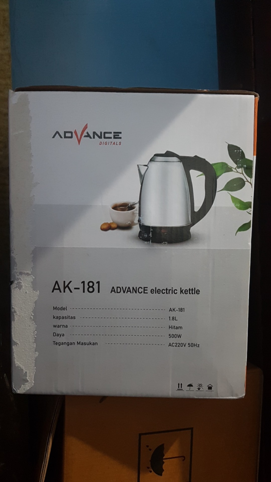 Kettle Listrik Teko Listrik Advance Ak 181 Ak181 Kapasitas 1,8 Liter