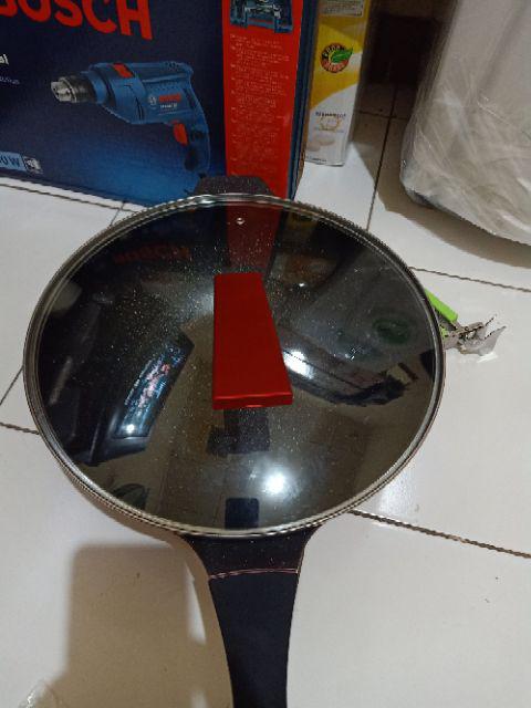 Iluva - 32cm Die Casting Wok Pan Diamond Pan Teflon Ceramic Marble