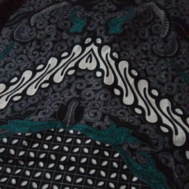 Batik Couple Keluarga Maura Couple Sania Ruffle Ori Ndoro Jowi Dnt Termurah Motif Dimensi Abu Abu