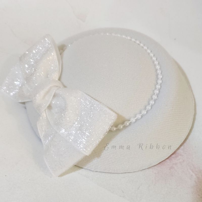 Bando Barbie/ Topi Michiko Putih/ Bando Topi Putih/ Jepit Rambut Topi Putih/ Pita Putih/ Bandana Bay