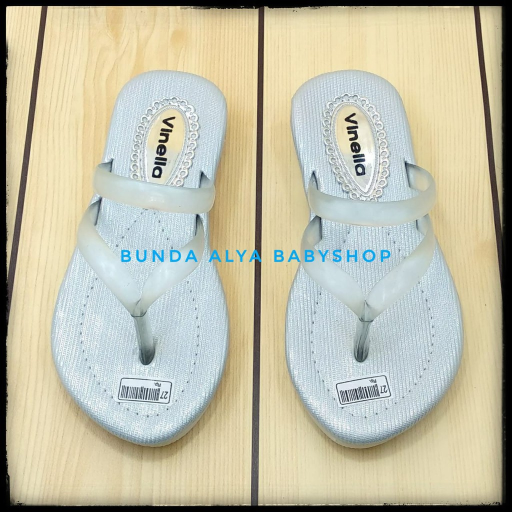 Sandal Anak Perempuan Jepit Usia 3 4 5 6 7 Tahun Size 26 - 35 PUTIH - Sendal Anak Cewek Casual Silver Alas Karet Anti Licin