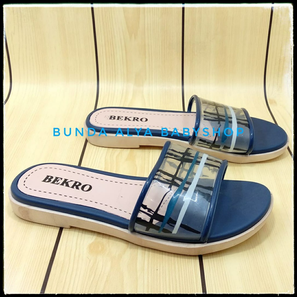 Sandal Slop Wanita Flat Teplek Terbaru Kekinian Sendal Selop Perempuan Slip Cewek Slide Ibu Pesta Kondangan - Sandal Wanita Slop NAVY Kotak Size 36 - 40  - Sendal Slop Wanita Alas Karet BEKRO - Sendal SALE