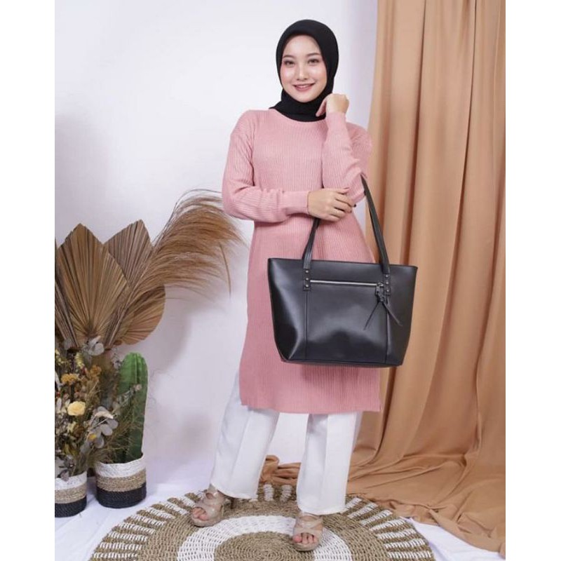 Tas Cewek Zipper Hitam
