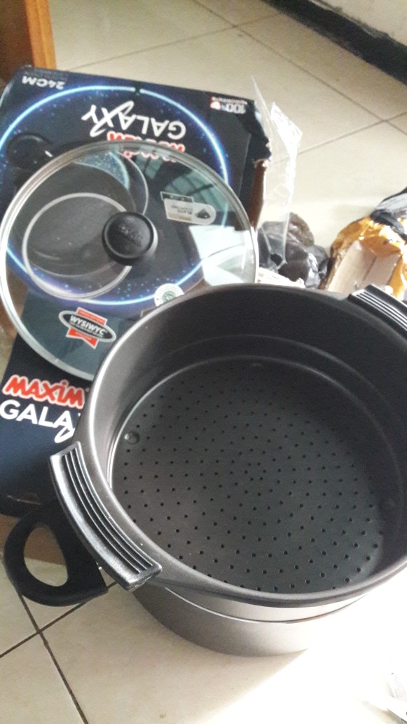 Panci Anti Lengket + Steamer 24 Cm Galaxy. Maxim