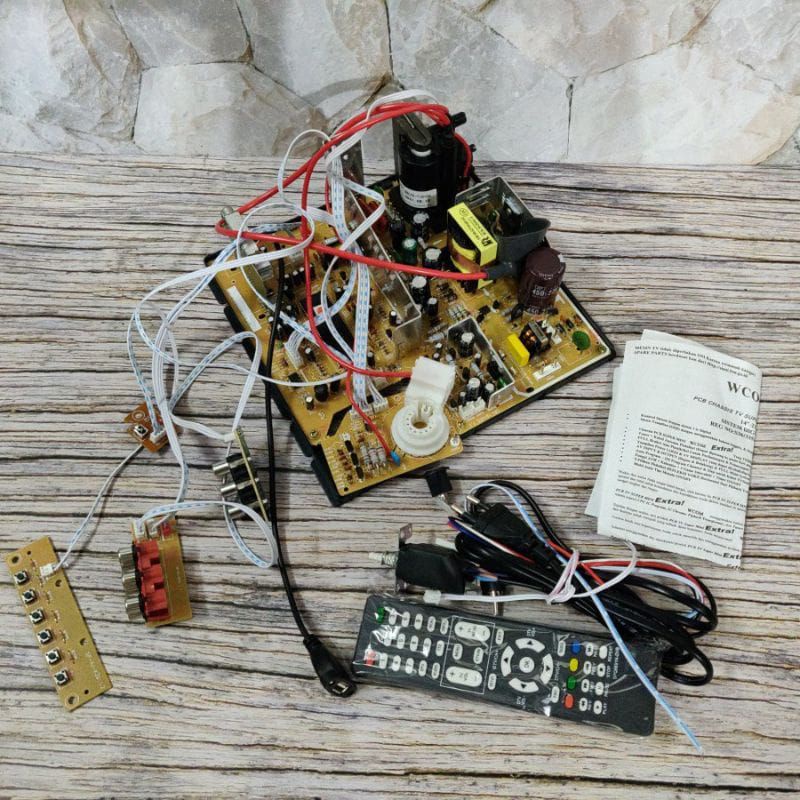 MESIN TV TABUNG 14-21 inc Merk Wansonic DENGAN SIARAN DIGITAL