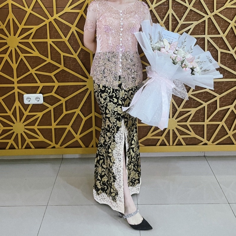 Set Kebaya Payet (include longtorso & masker) // graduation kelulusan wisuda kuliah SMA modern italy