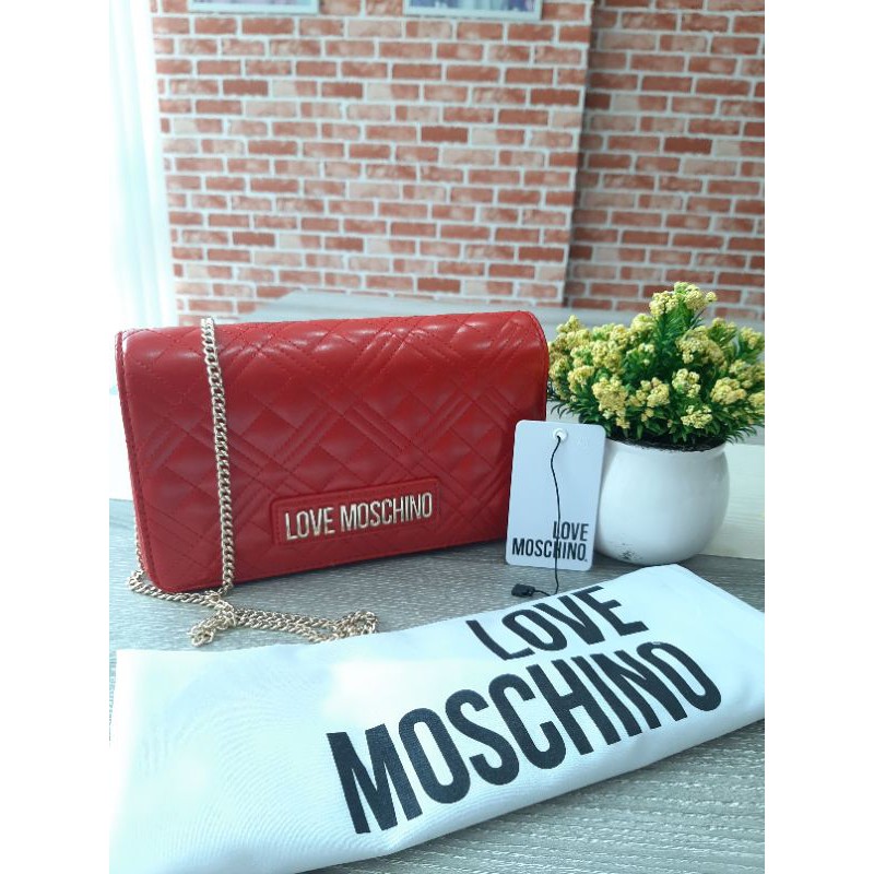 Preloved Tas Love Moschino