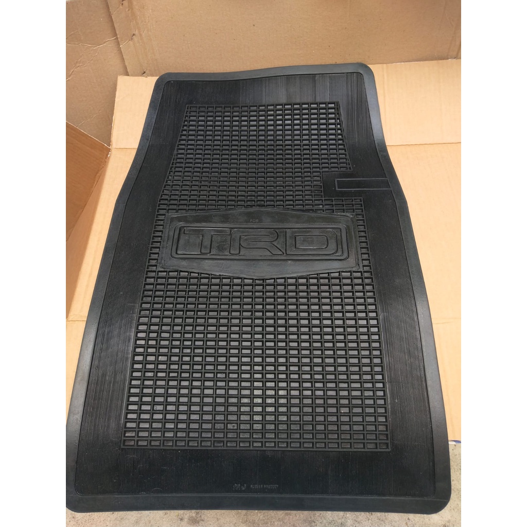 Karpet Mobil Universal TRD JUMBO Car Mat Karet Tebal Keset Lantai Anti Slip - Karpet TRD JUMBO Alas Kaki Karet Universal Hitam BIASA