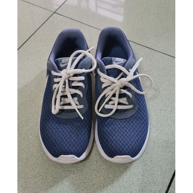 Preloved Sepatu NIKE Ori ( No box )