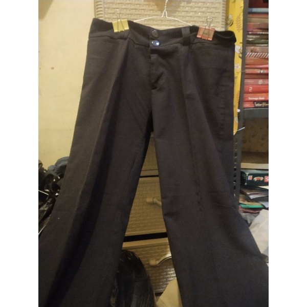 CELANA BAHAN CELANA KERJA HITAM SIZE FIT TO M BEKAS PAKAI