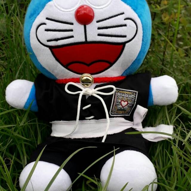 Boneka doraemon psht