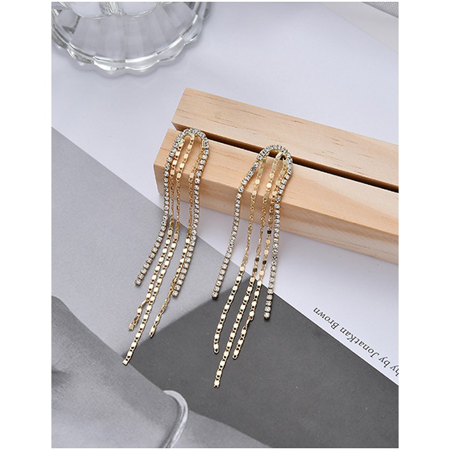 LRC Anting Tusuk Fashion Golden Tassel Rhinestone Chain Earrings D67344