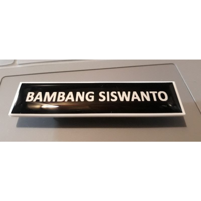 Nametag/nama dada magnet/name tag/nama dada/nametag magnet/nametag peniti resin-PUTIH SOLID