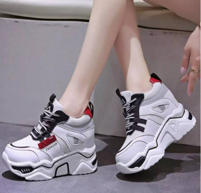 ZPT-Sepatu sneakers wanita OF-17